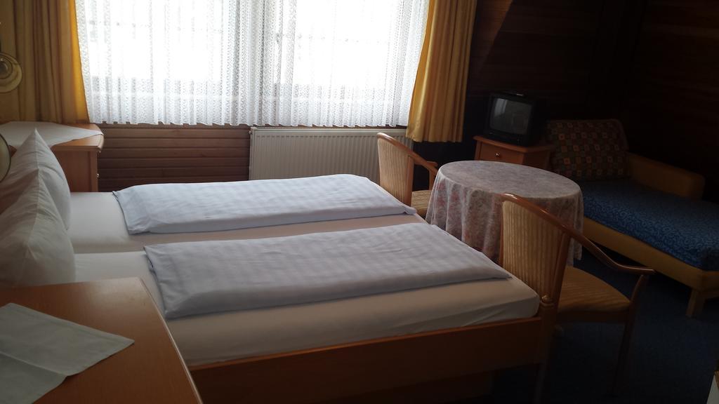 Gartenhotel Kamp-Bornhofen Szoba fotó